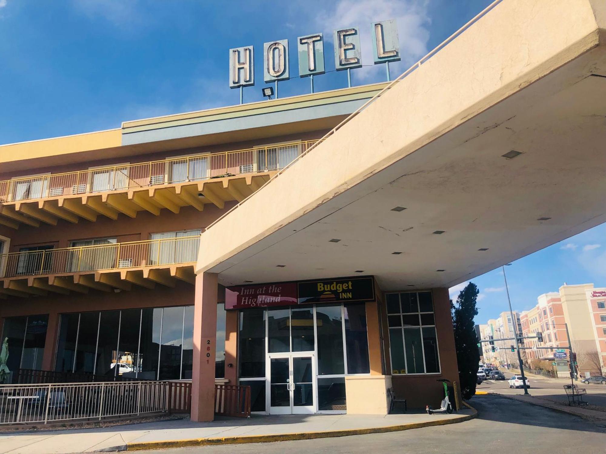 Inn At The Highland Denver Downtown Exterior photo